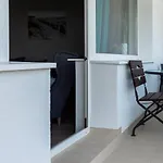 Quadratum Apartment By Noclegi Renters